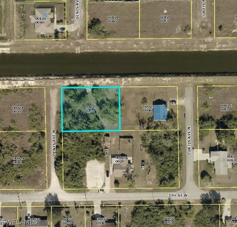 702 Denis Ave., Lehigh Acres, FL 33971