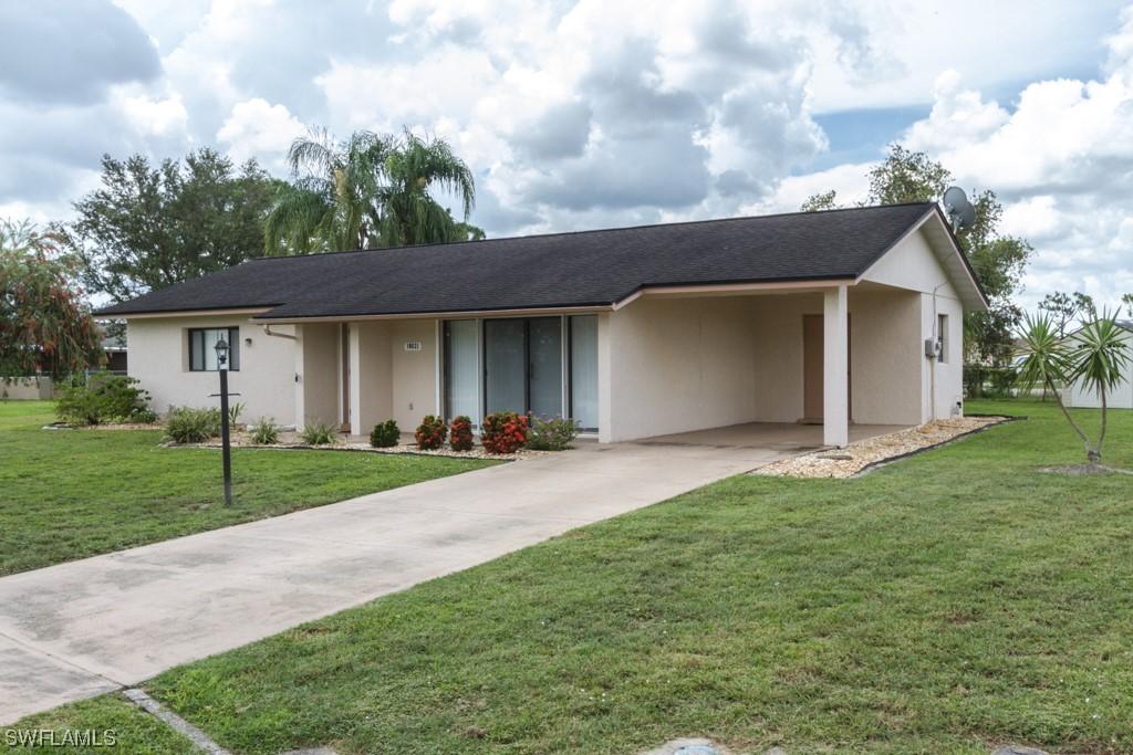 10621 Baytree Ct., Lehigh Acres, FL 33936