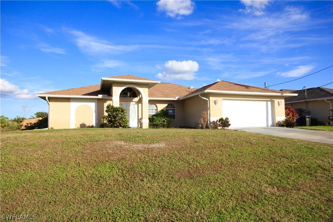 1102 Fred Ave., Lehigh Acres, FL 33971