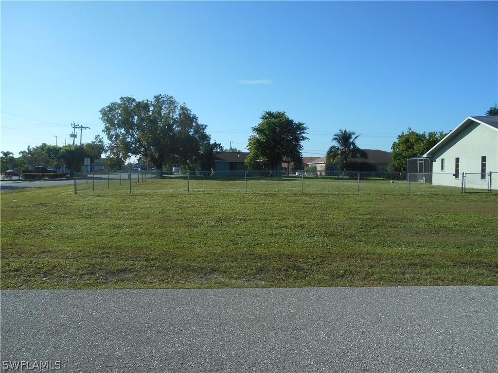 1518 NE Van Loon Ln., Cape Coral, FL 33909
