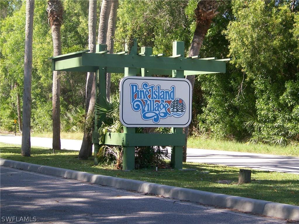 4444 Lake Heather Cir., St. James City, FL 33956