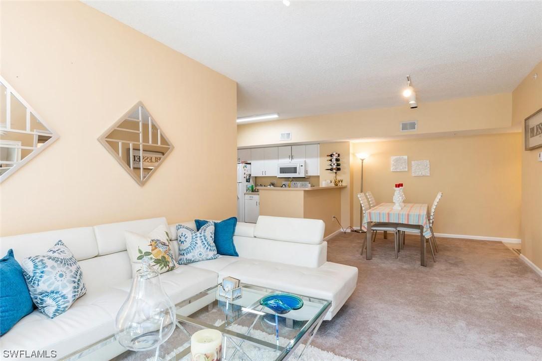 1840 Florida Club Cir. #5211, Naples, FL 34112