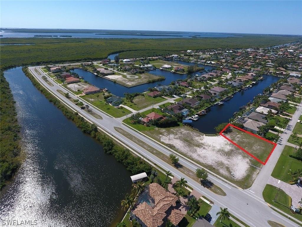 4124 SW 28th Pl., Cape Coral, FL 33914