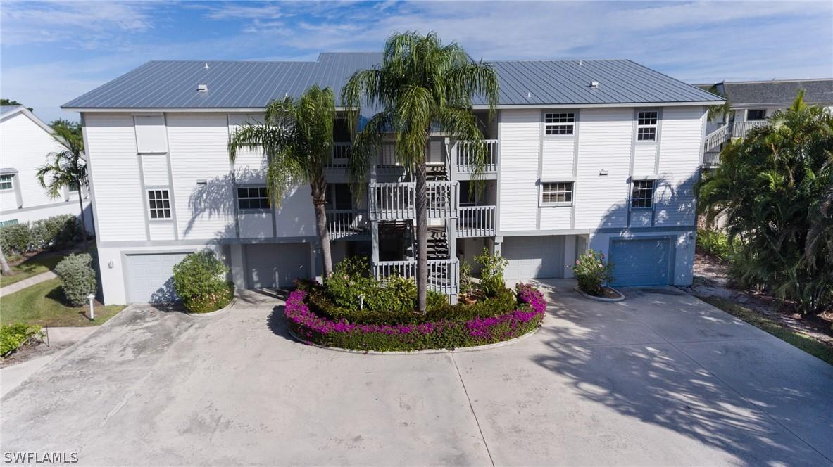 800 Sextant Dr. #2, Sanibel, FL 33957