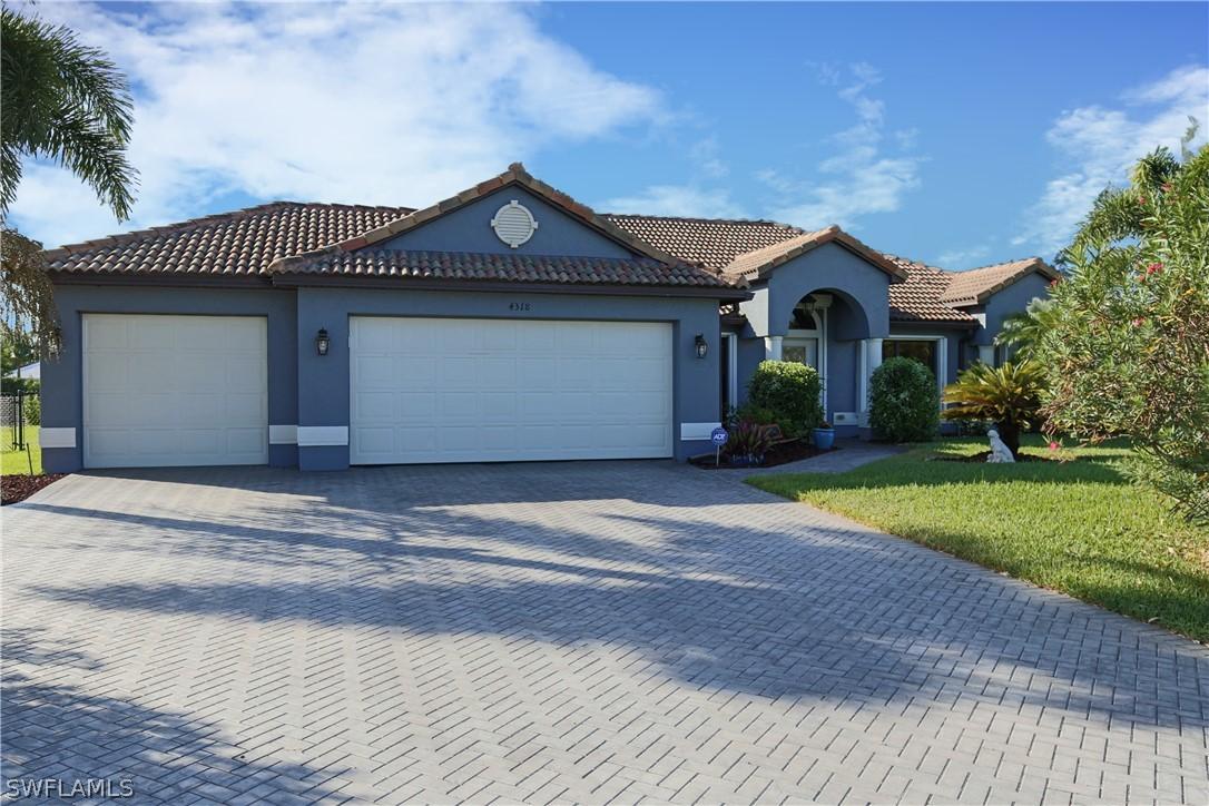 4318 Kismet Pkwy., Cape Coral, FL 33993