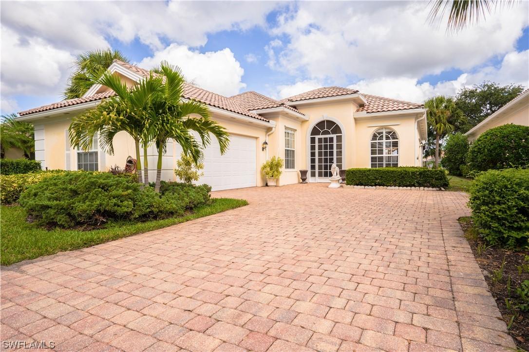 3919 Valentia Way, Naples, FL 34119