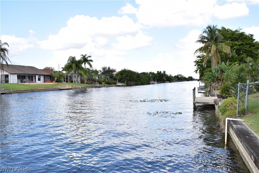 532 SE 21st Ave., Cape Coral, FL 33990