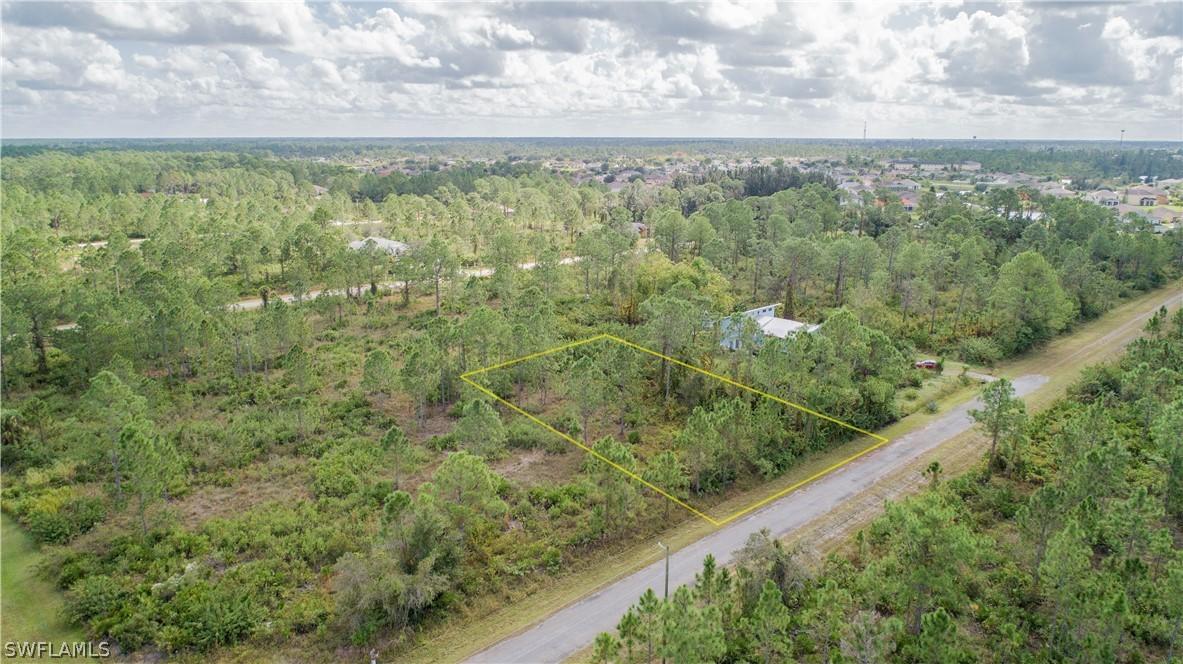 814 Rush Ave., Lehigh Acres, FL 33972