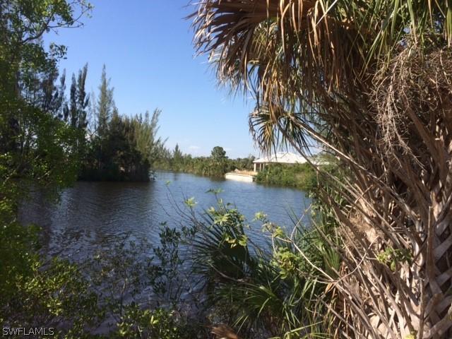 2529 NW 41st Ave., Cape Coral, FL 33993