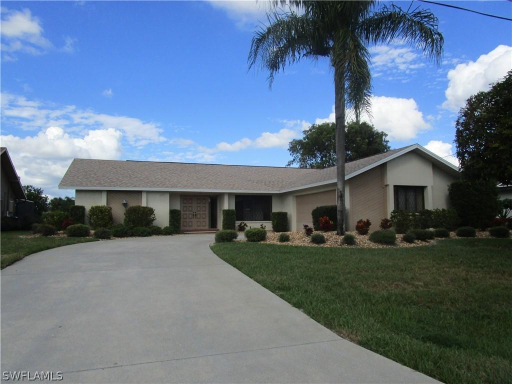 1409 SE 28th Ter., Cape Coral, FL 33904