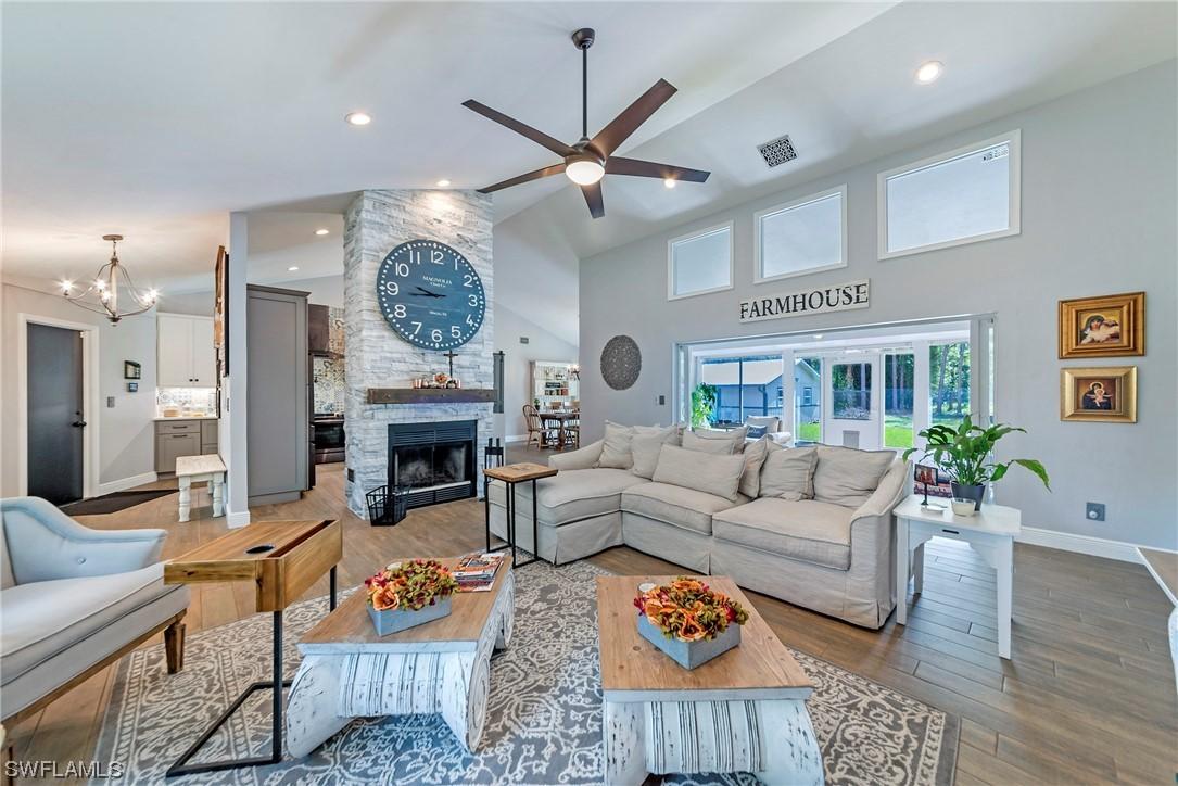 3710 19th Ave., Naples, FL 34117