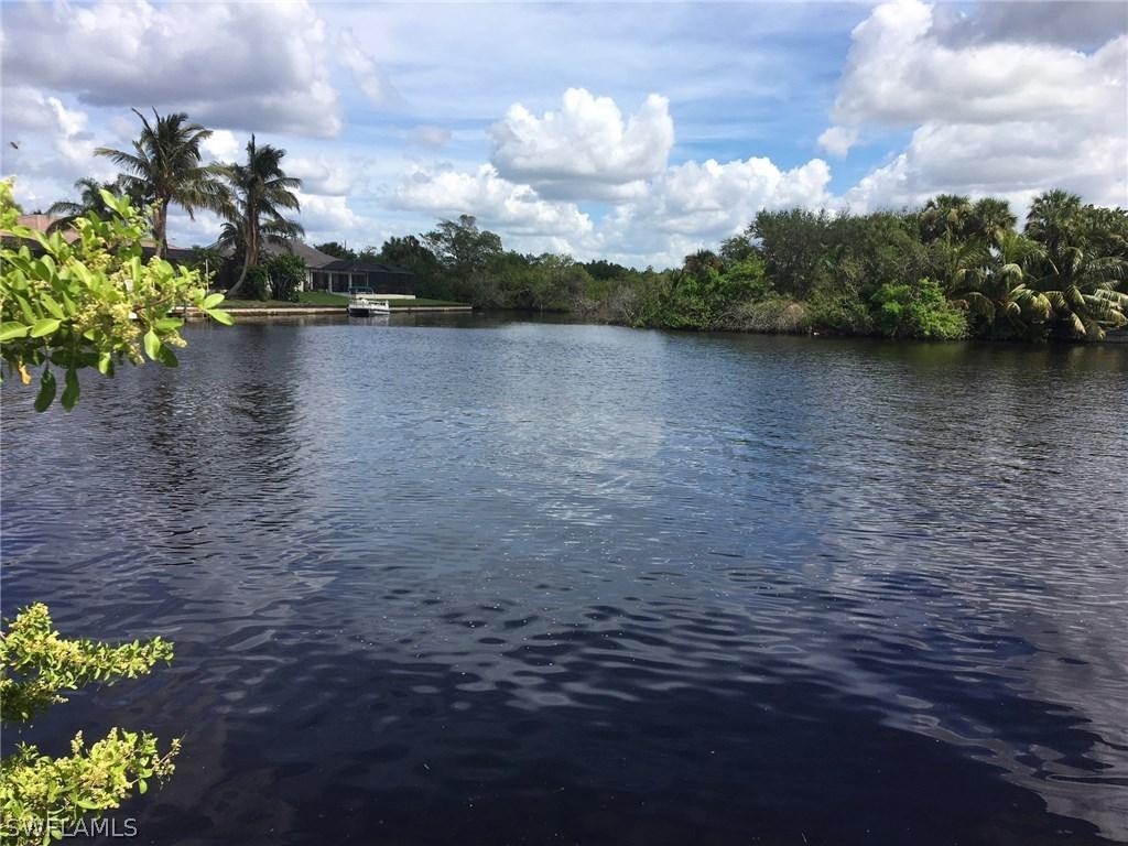 2151 SE 20th Pl., Cape Coral, FL 33990