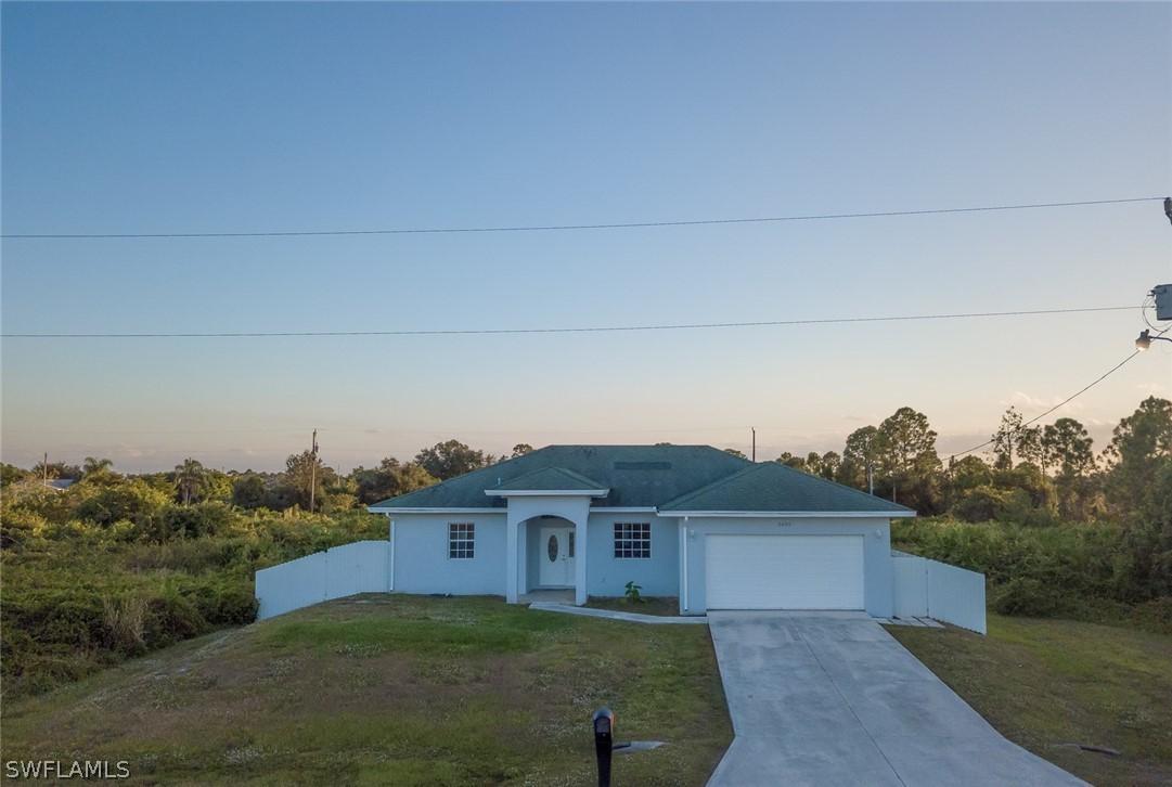 2605 25th St., Lehigh Acres, FL 33976