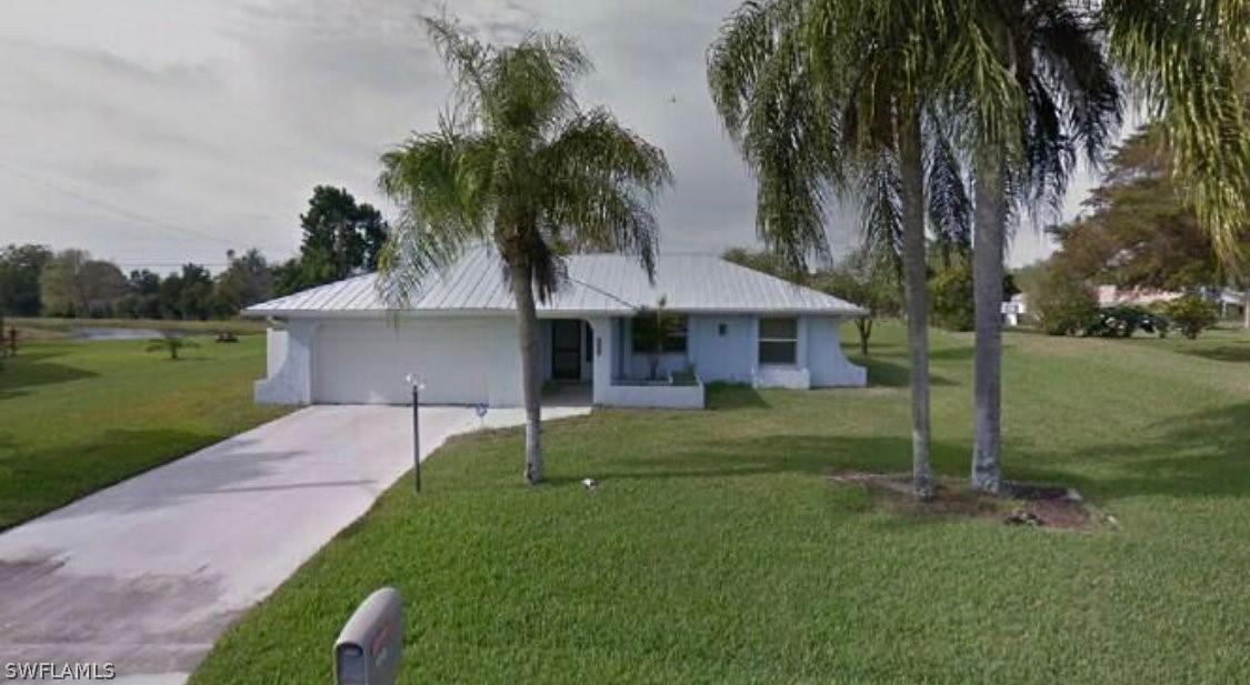 1398 Archer St., Lehigh Acres, FL 33936