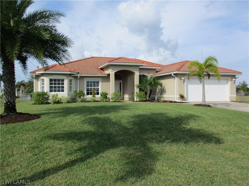 902 NW 36th Pl., Cape Coral, FL 33993