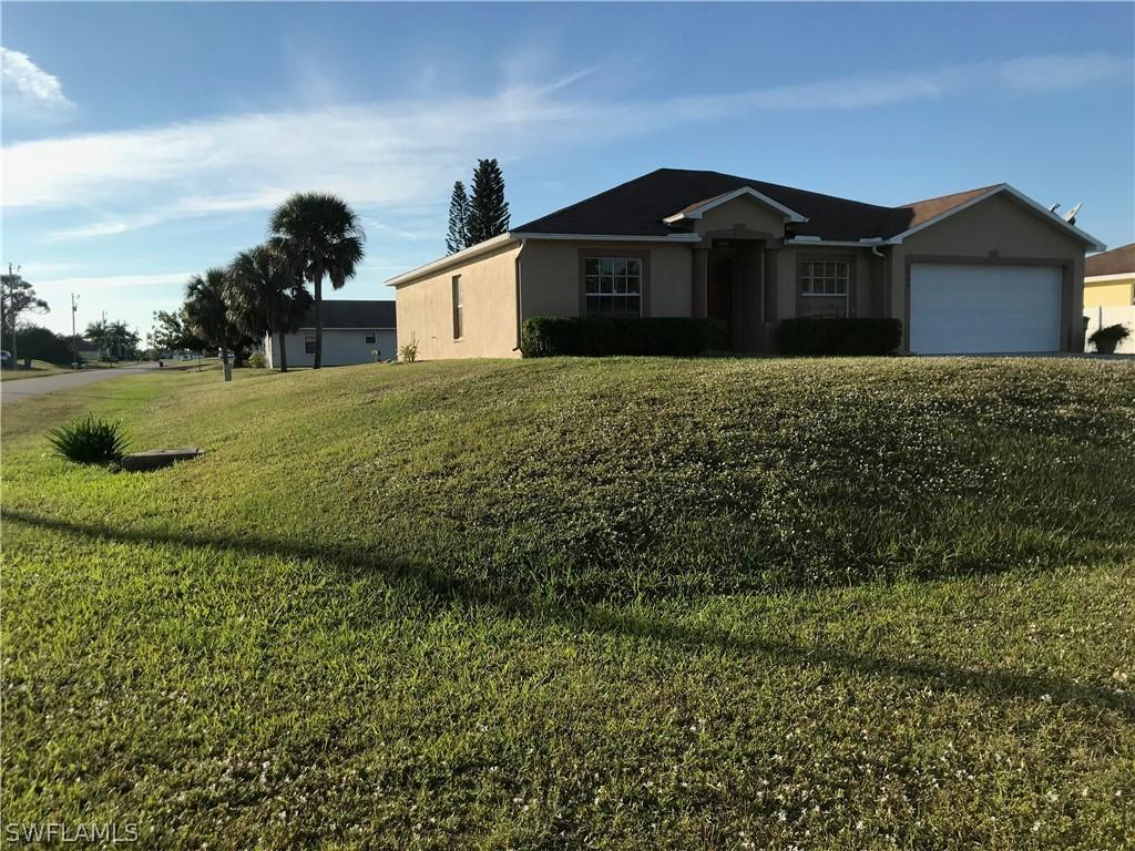 2604 NE 4th Pl., Cape Coral, FL 33909