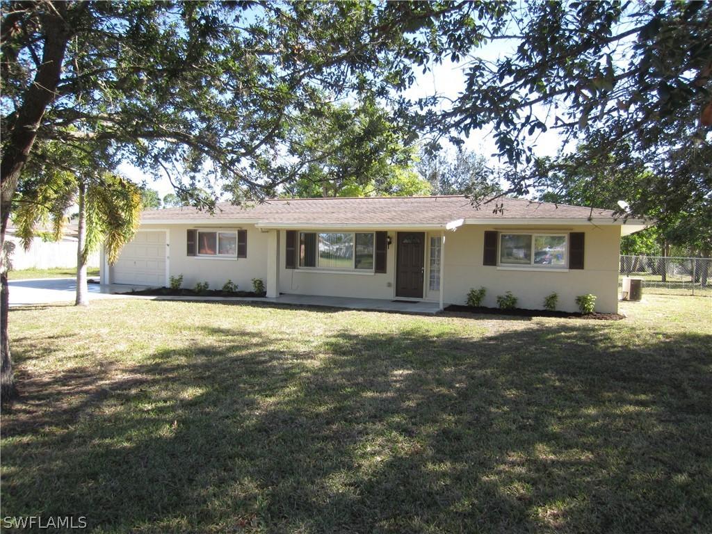 10 Lincoln Ave., Lehigh Acres, FL 33936