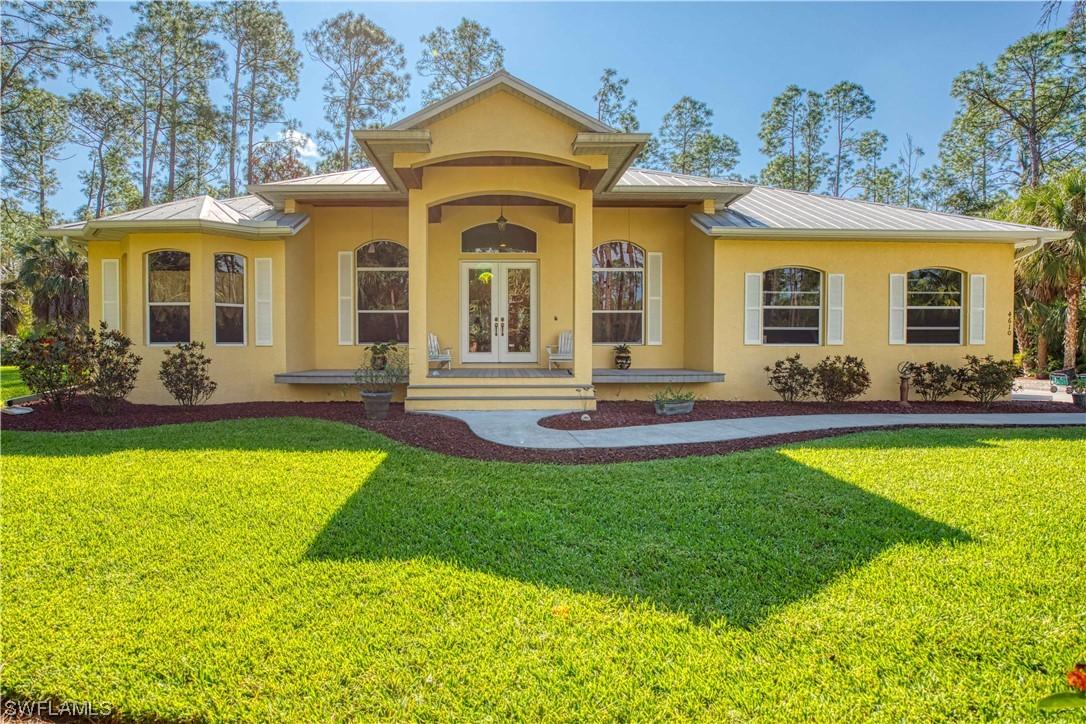 4610 1st Ave., Naples, FL 34119