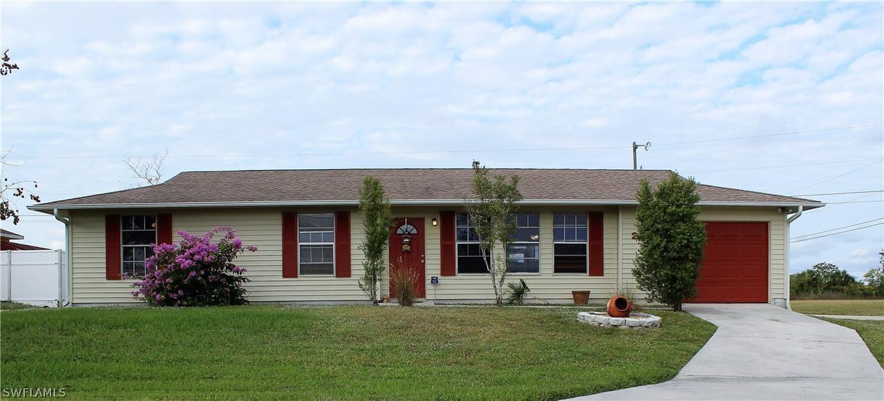 2626 NE 20th Pl., Cape Coral, FL 33909