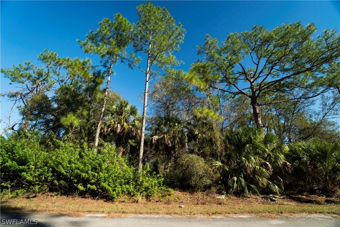 1510 Palmetto Ave., Lehigh Acres, FL 33972