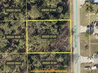 908 Medford Ave., Lehigh Acres, FL 33974