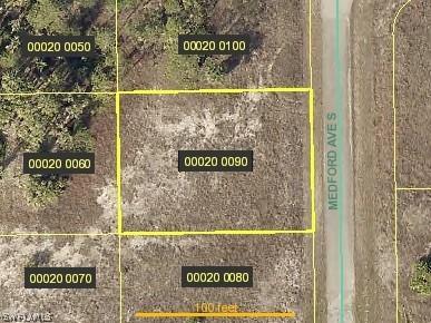 916 Medford Ave., Lehigh Acres, FL 33974