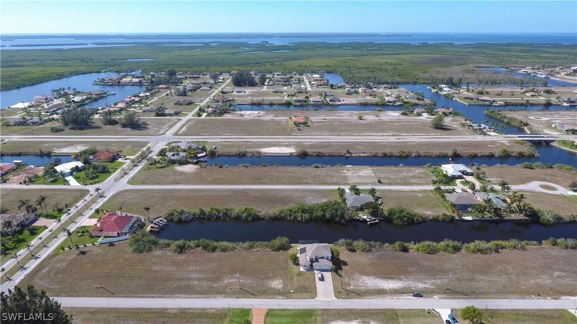 1218 NW 38th Pl., Cape Coral, FL 33993