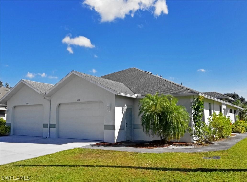 20075 Lake Vista Cir., Lehigh Acres, FL 33936
