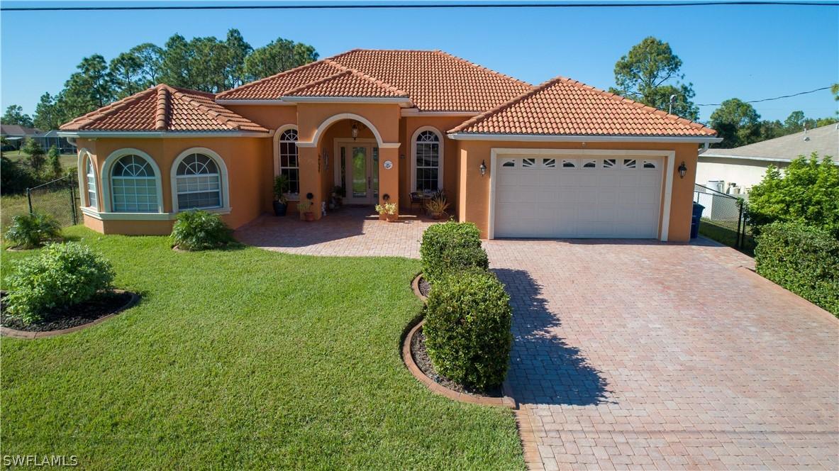 907 Anza Ave., Lehigh Acres, FL 33971