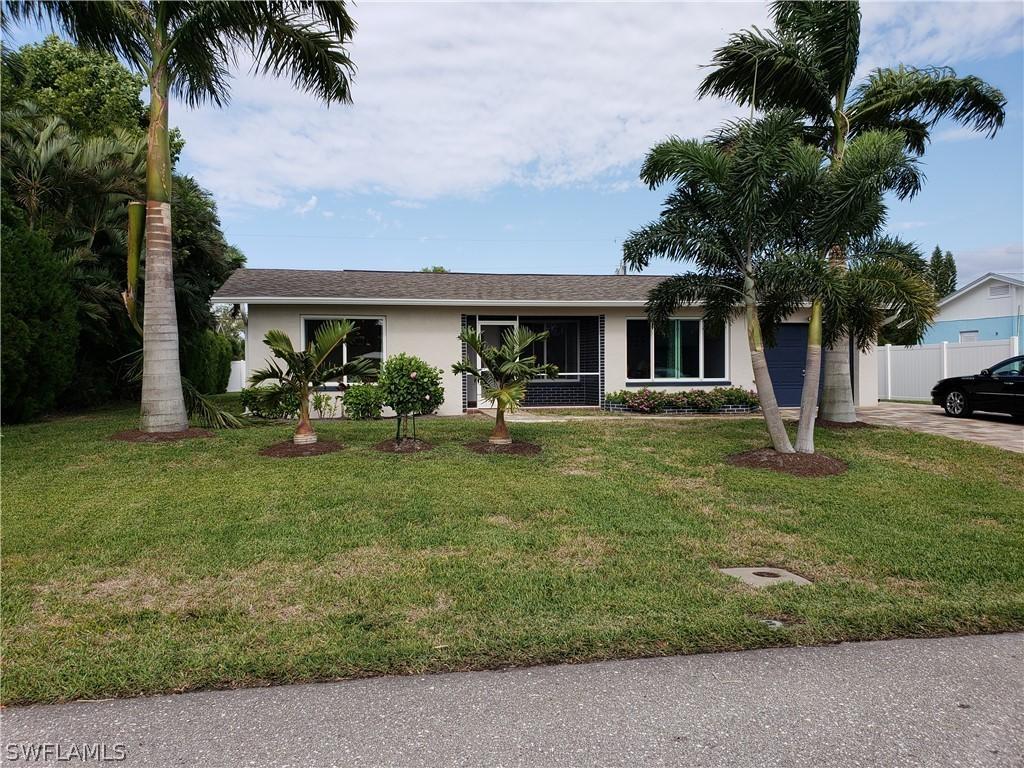 1221 SE 22nd Ter., Cape Coral, FL 33990