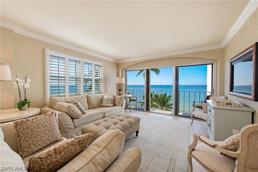 2011 Gulf Shore Blvd. #51, Naples, FL 34102