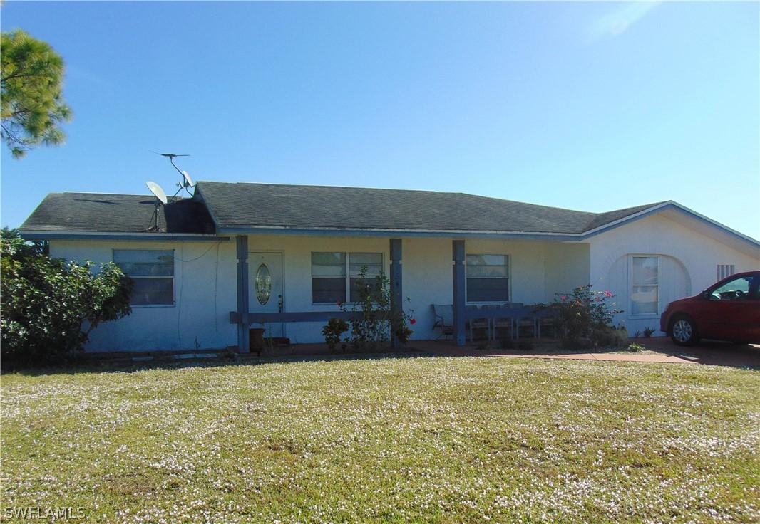 1540 Medford Pl., Lehigh Acres, FL 33936