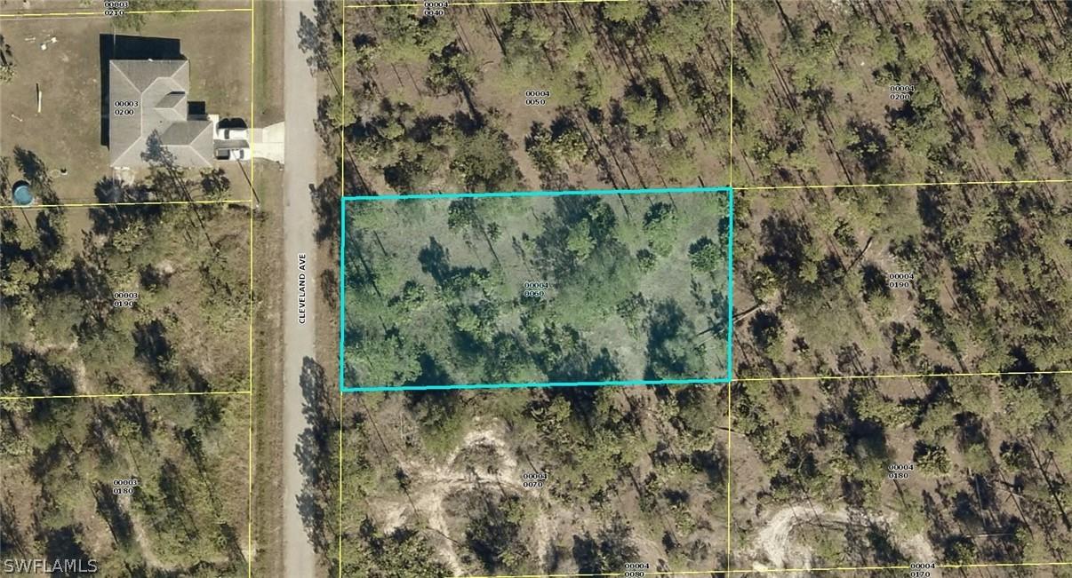 1214 Cleveland Ave., Lehigh Acres, FL 33972