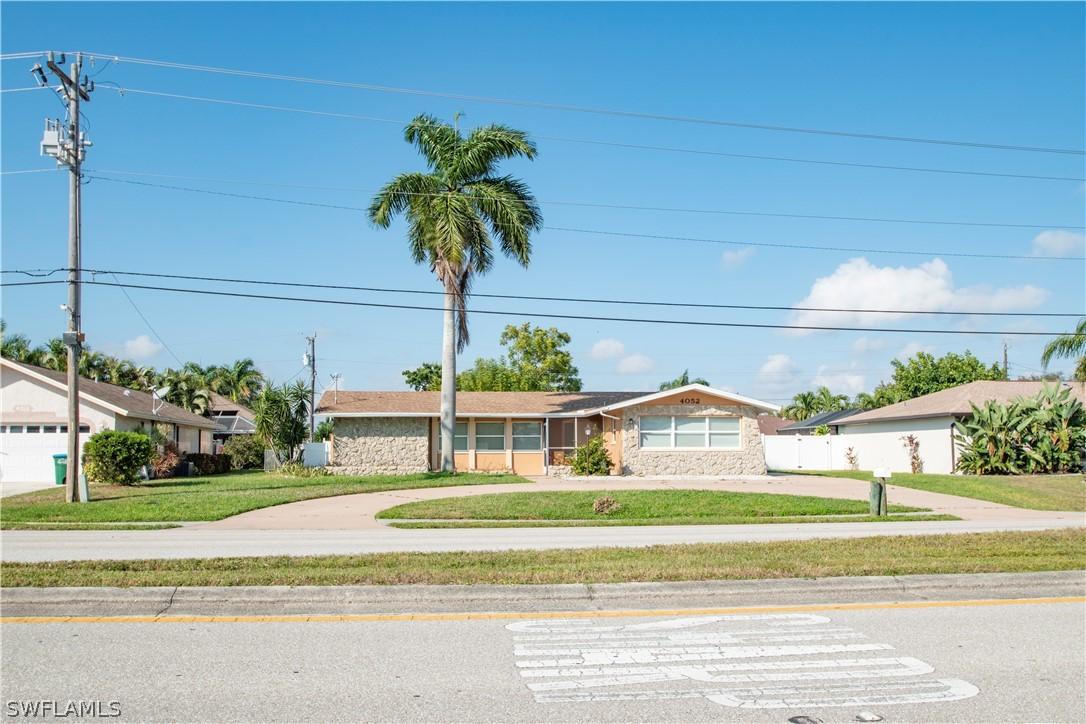4052 Country Club Blvd., Cape Coral, FL 33904