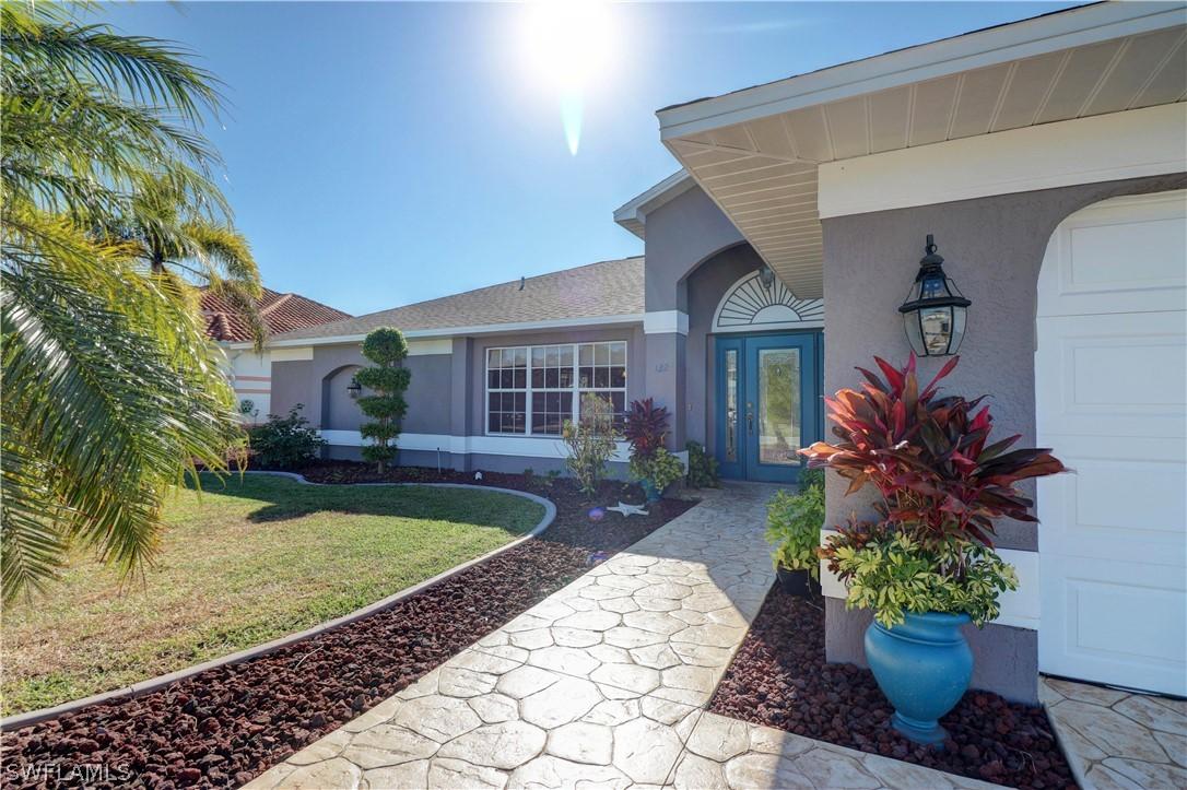 122 SE 29th St., Cape Coral, FL 33904