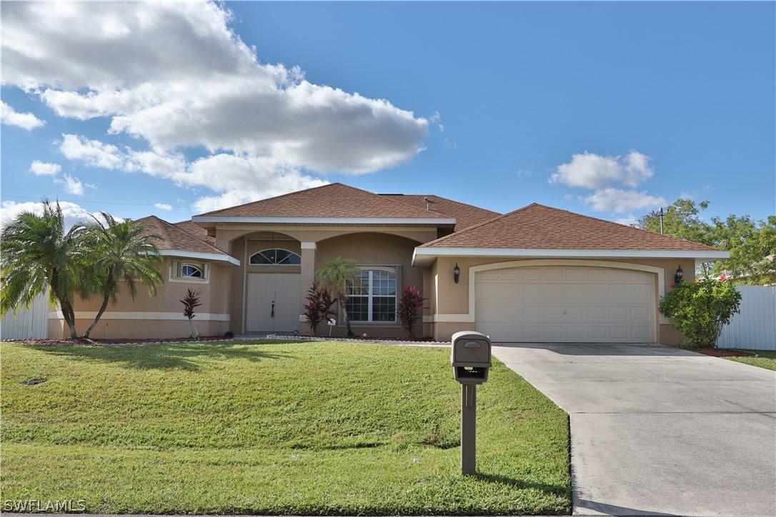 406 NE 23rd Pl., Cape Coral, FL 33909