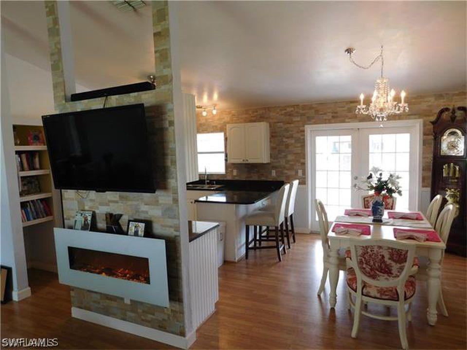 142 SE 19th St., Cape Coral, FL 33990