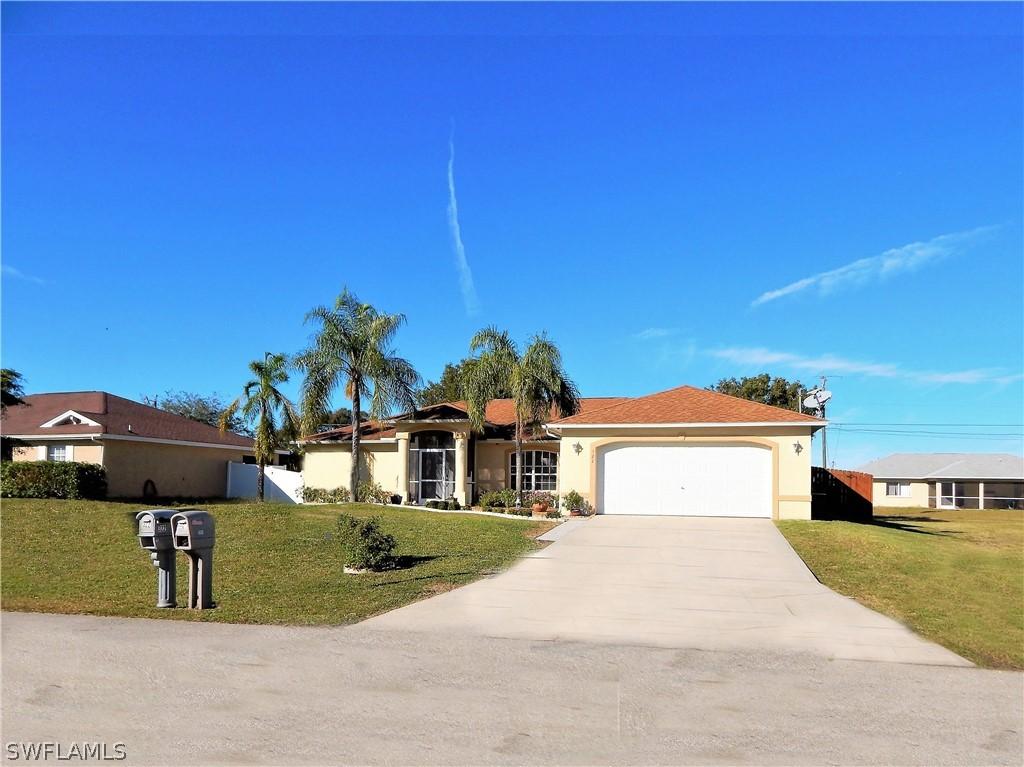 321 NE 10th Ter., Cape Coral, FL 33909