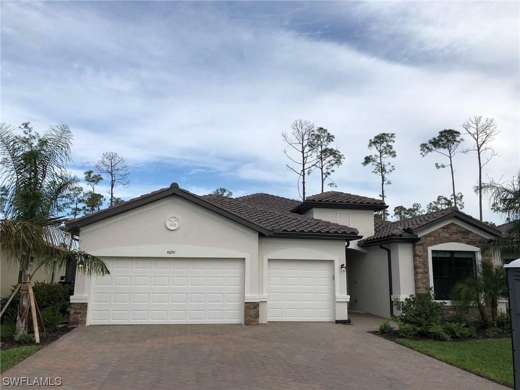 4690 Abaca Cir., Naples, FL 34119