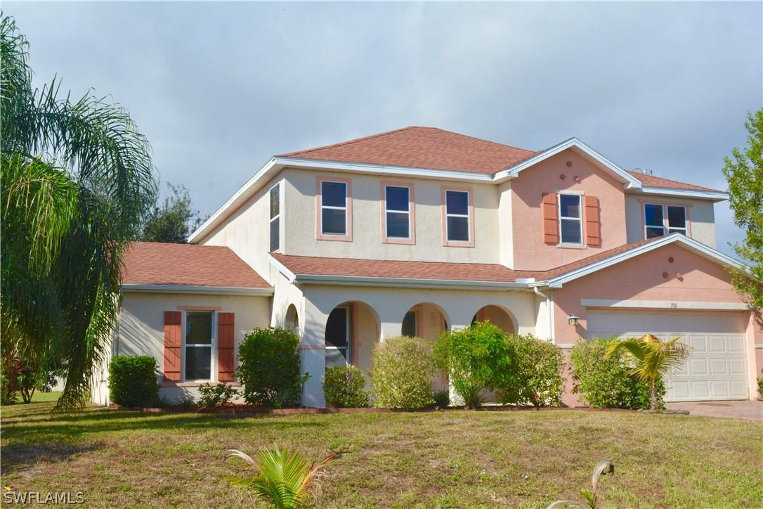 706 NW 16th Pl., Cape Coral, FL 33993