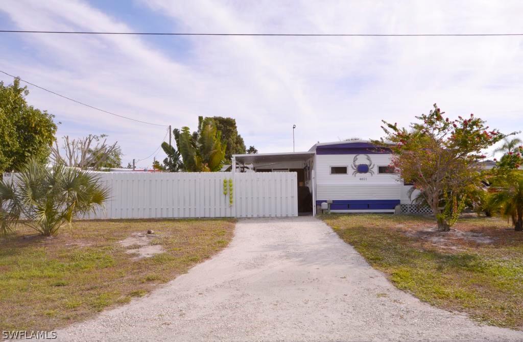 4821 Curlew Dr., St. James City, FL 33956