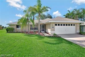 2520 SW 11th Pl., Cape Coral, FL 33914