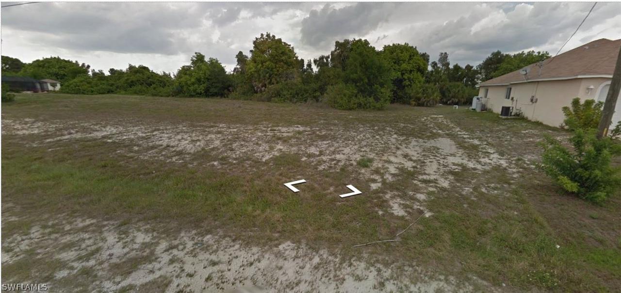 1215 NW 4th St., Cape Coral, FL 33993