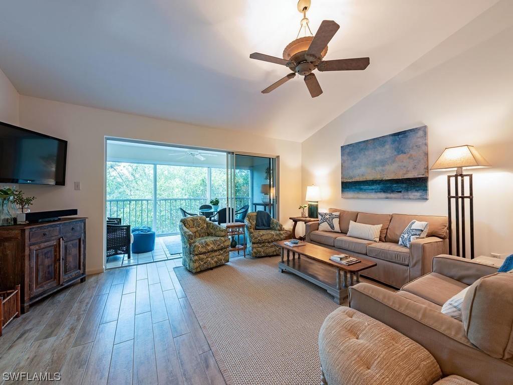 5898 Chanteclair Dr. #421, Naples, FL 34108