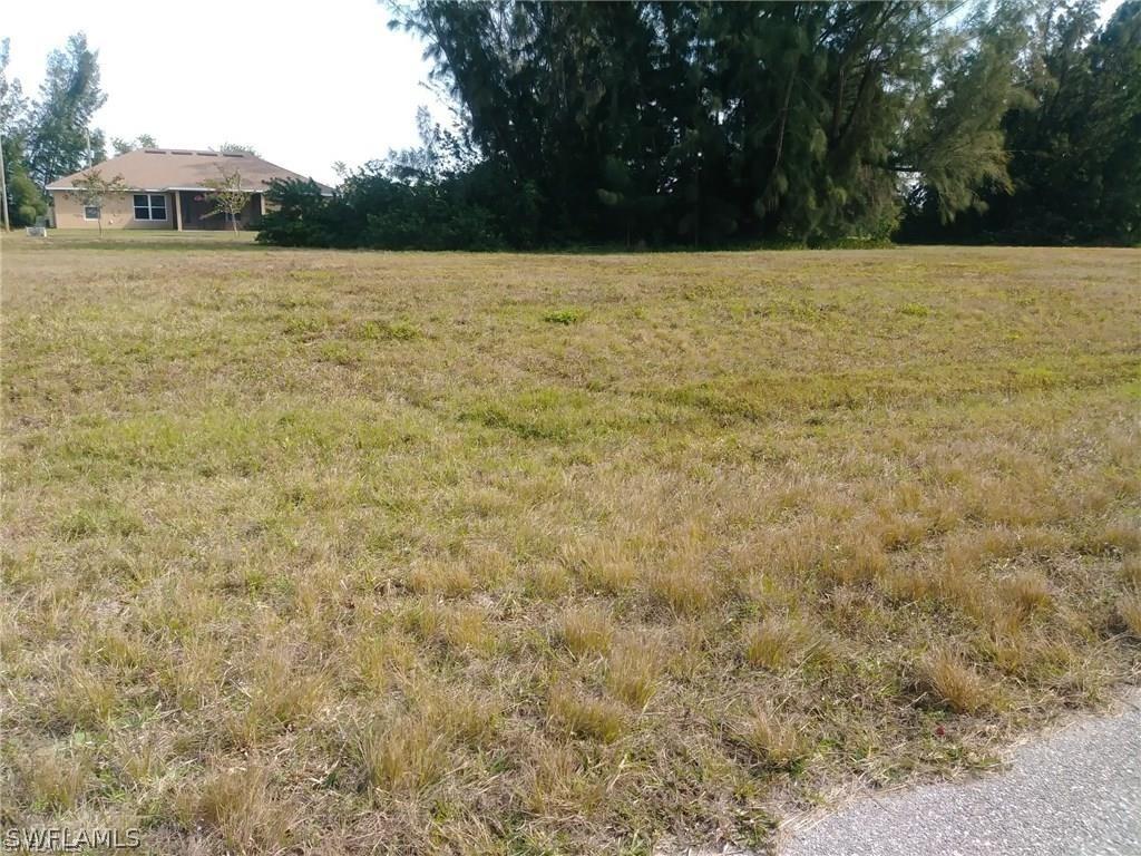 613 SW 19th Ave., Cape Coral, FL 33991