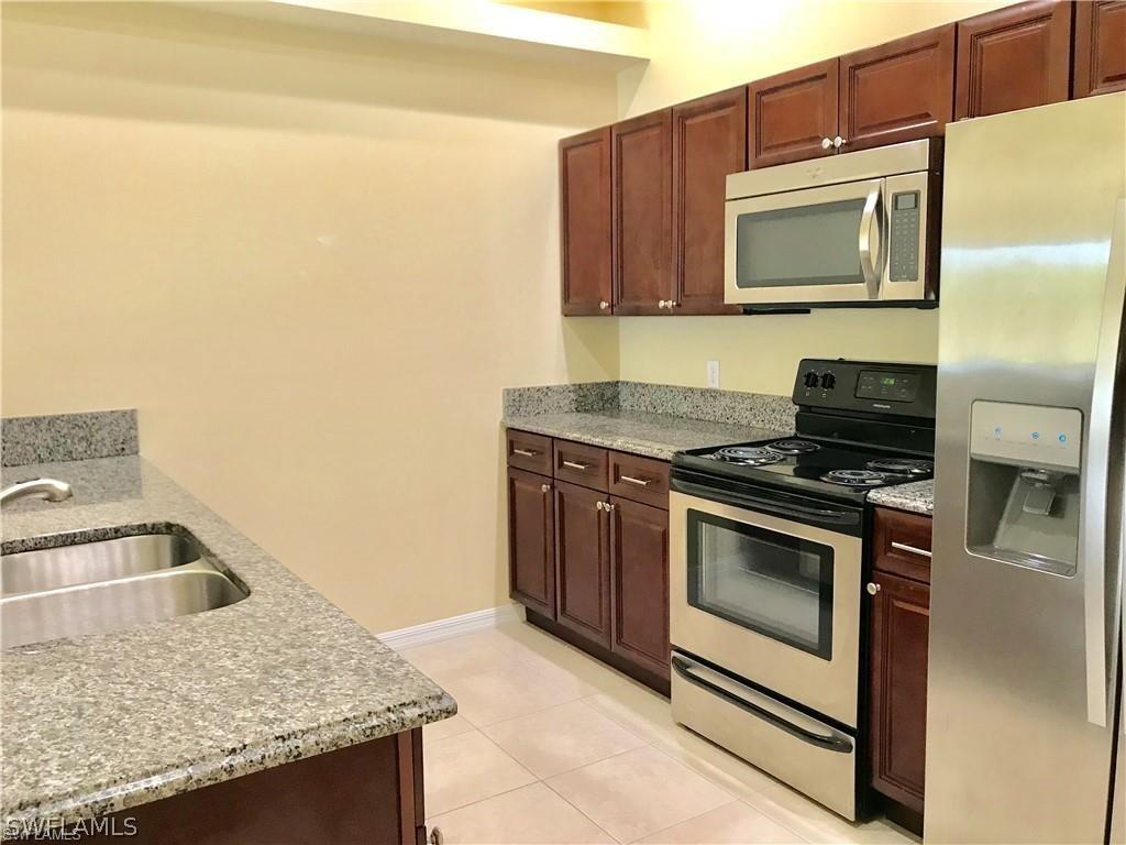 3921 SW Santa Barbara Pl., Cape Coral, FL 33914