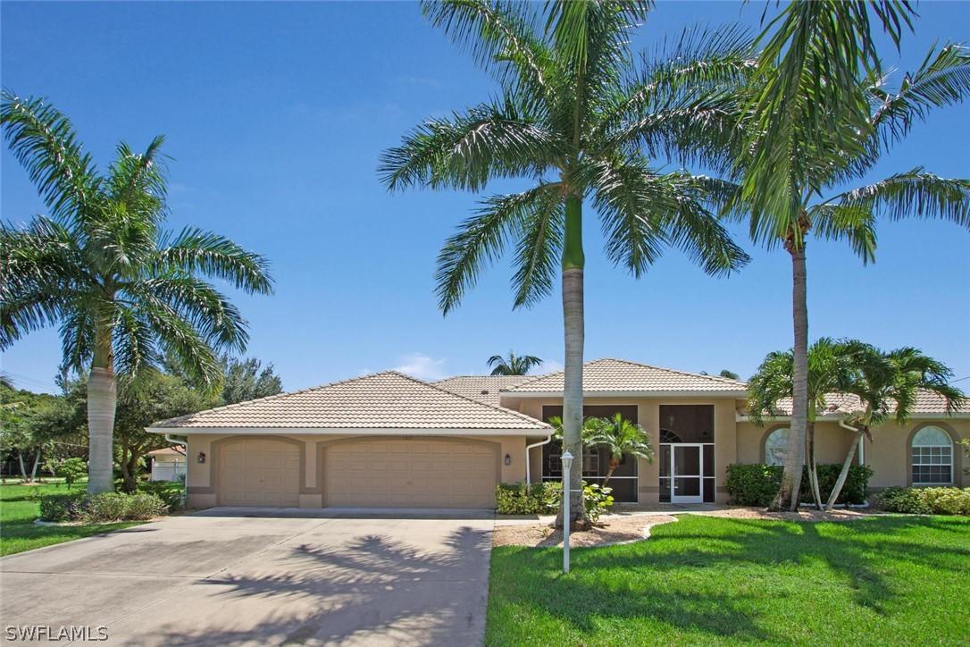 1917 SE 17th Pl., Cape Coral, FL 33990