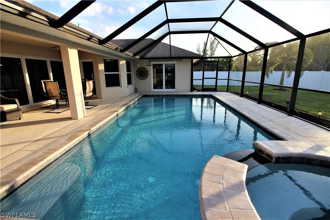 2121 SW 36th Ter., Cape Coral, FL 33914