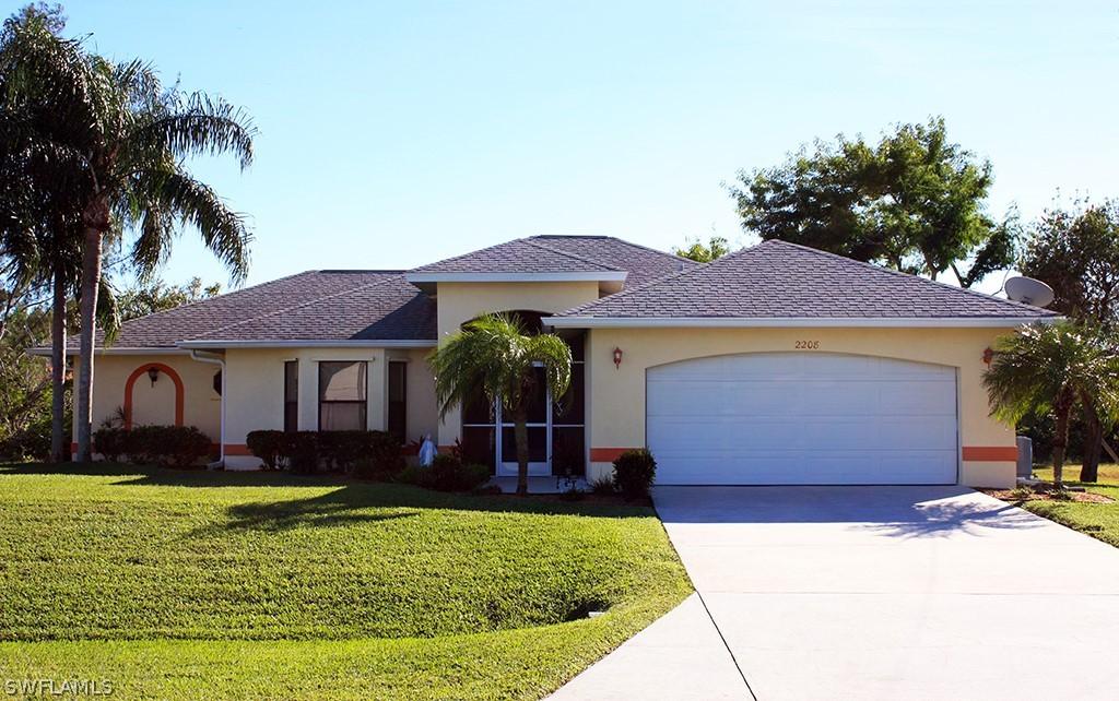 2208 SW 39th Ter., Cape Coral, FL 33914