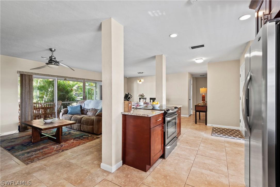 4119 SE 10th Pl., Cape Coral, FL 33904